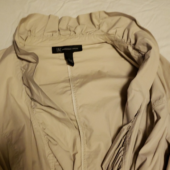 Women's top - Picture 5 of 6